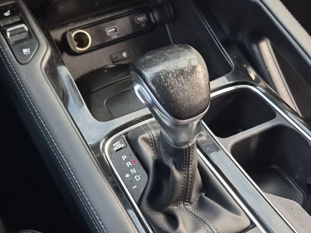 Used 2020 Kia Telluride SX w/ Towing Package FWD image 16