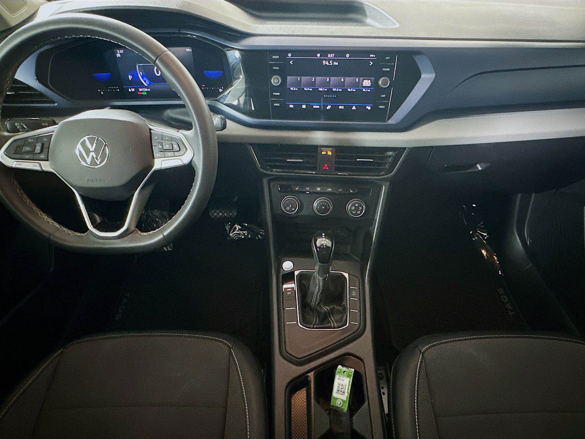 Used 2022 Volkswagen Taos SE FWD image 27