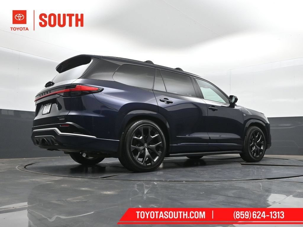Used 2026 Lexus TX 500h AWD w/ Technology Package image 44