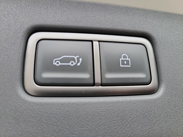 New 2026 Kia EV9 Land w/ Nightfall Edition Package AWD/4WD image 10