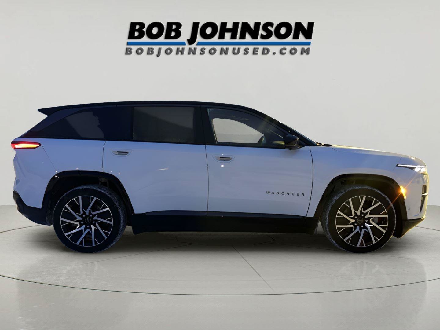 Used 2025 Jeep Wagoneer S Limited AWD/4WD image 8