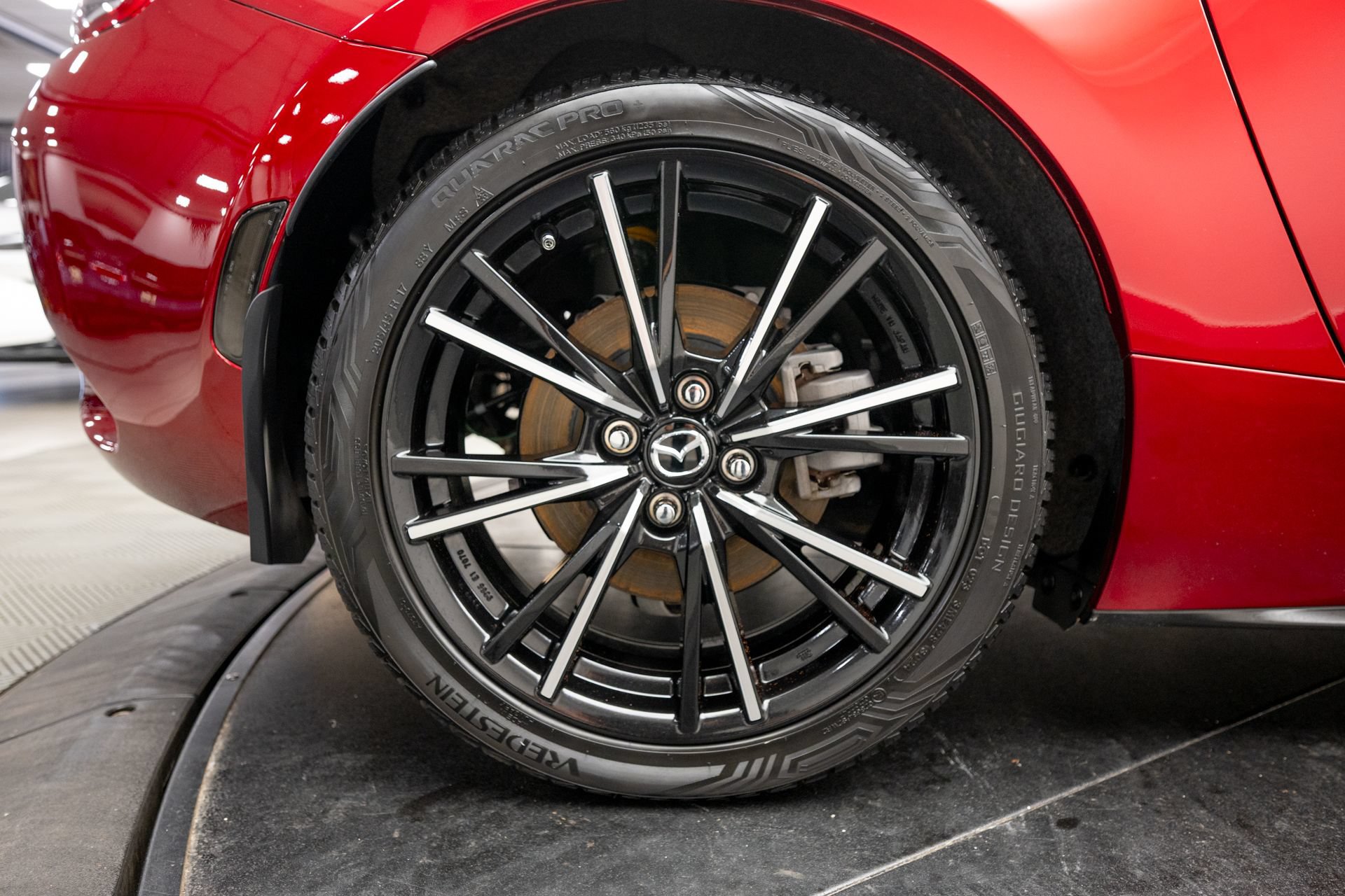 Used 2024 MAZDA MX-5 Miata RF Grand Touring RWD image 27