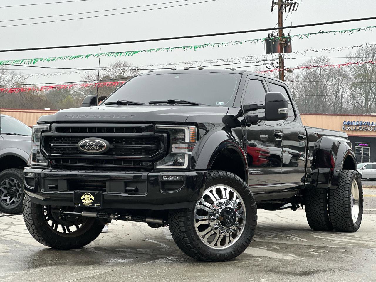 Used 2022 Ford F450 Limited w/ FX4 Off-Road Package AWD/4WD image 3