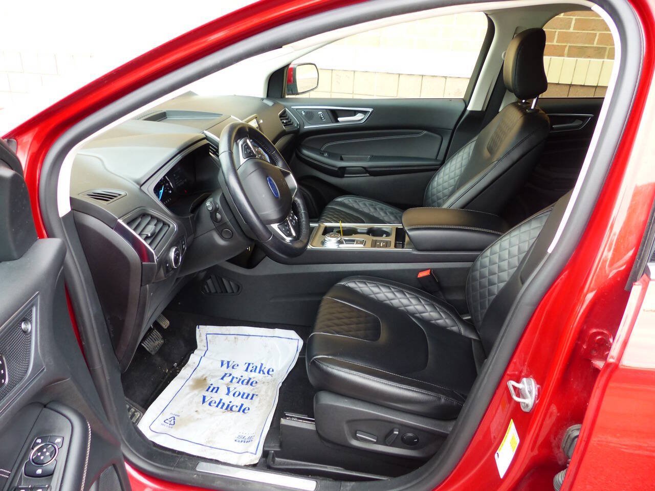 Used 2023 Ford Edge Titanium w/ Equipment Group 301A AWD/4WD image 20