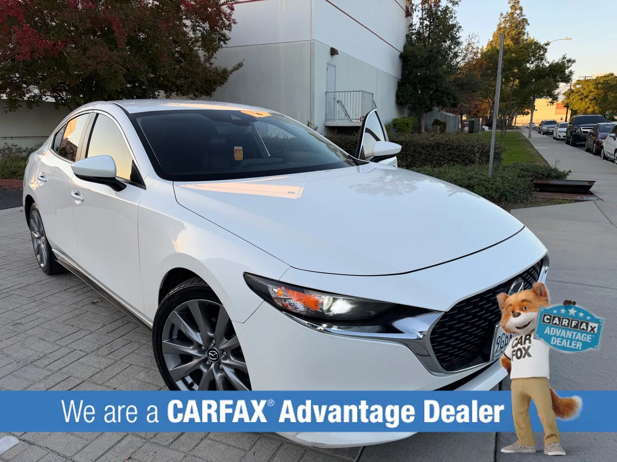 Used 2021 MAZDA MAZDA3 s image 3