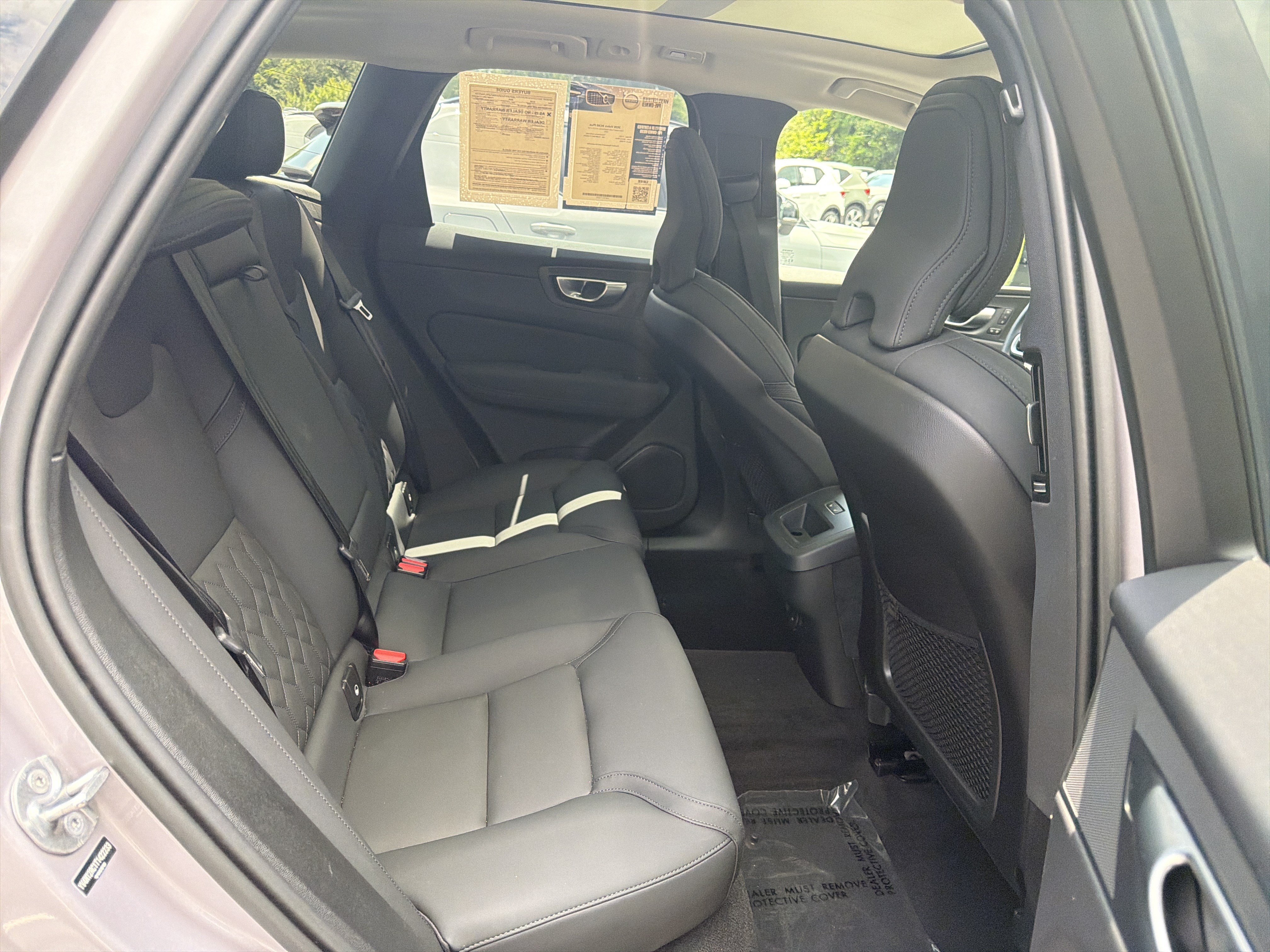 Certified 2026 Volvo XC60 B5 Plus AWD/4WD image 33