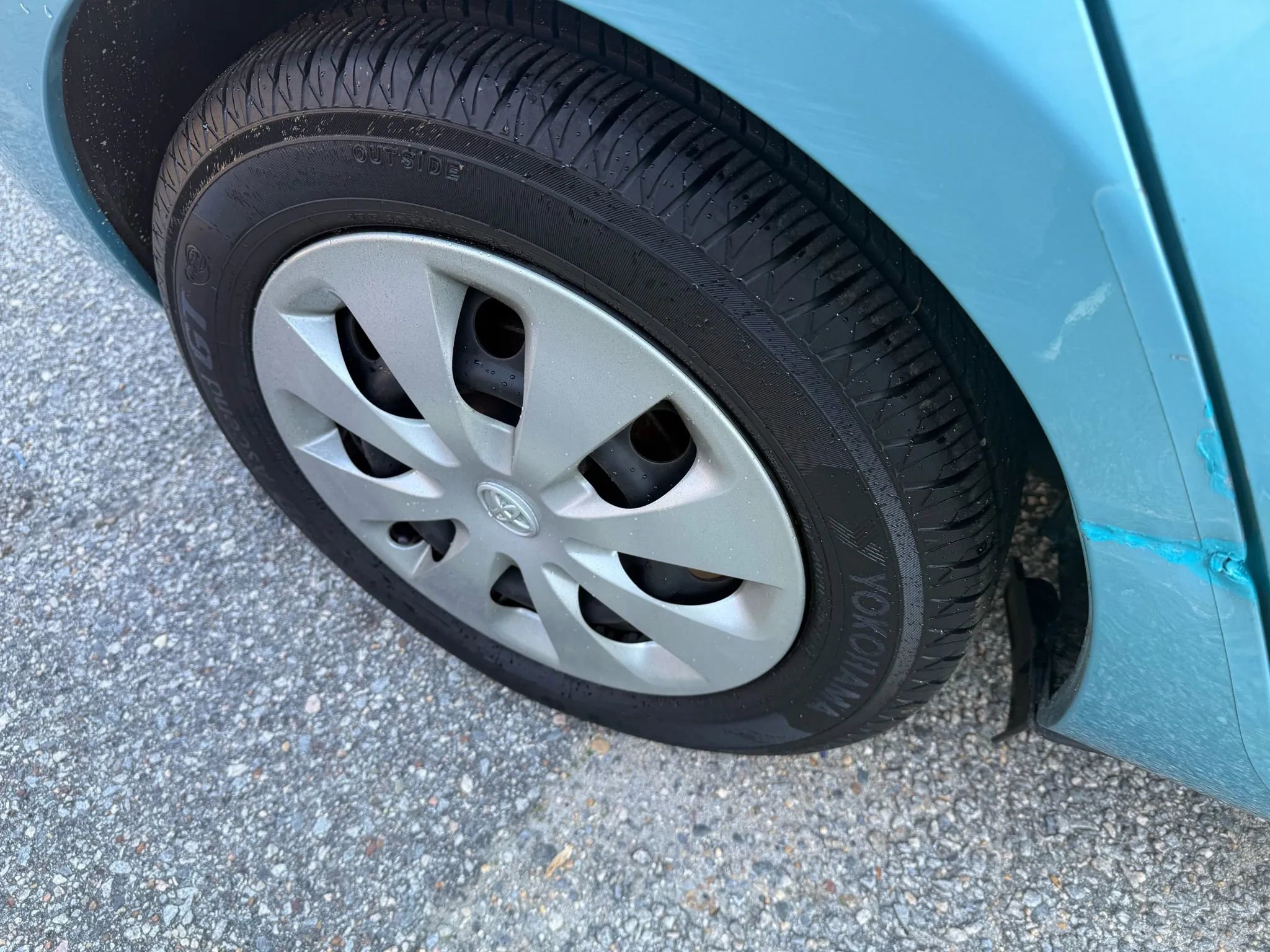 Used 2013 Toyota Prius C Three image 11