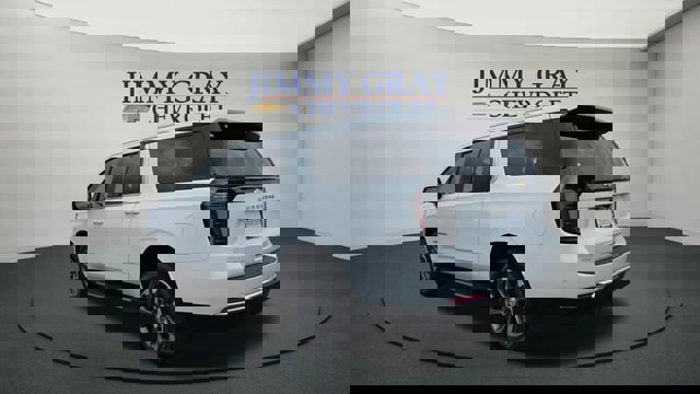 New 2026 Chevrolet Suburban LT w/ Comfort Package image 3