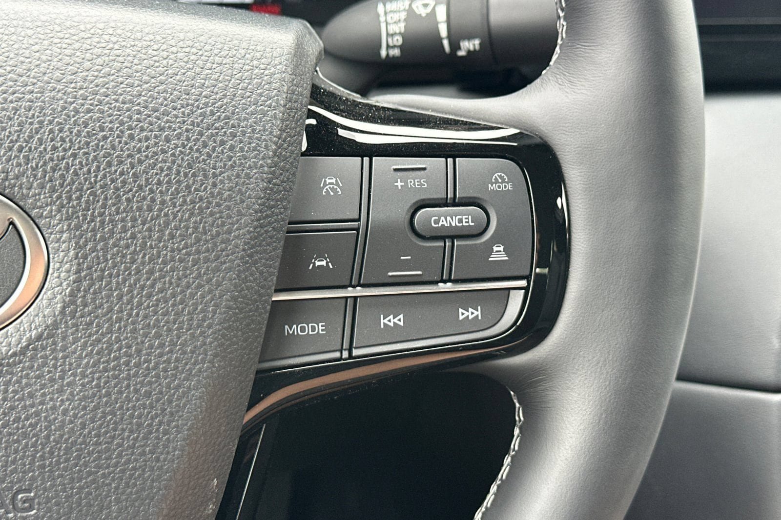 New 2026 Toyota Mirai RWD image 28