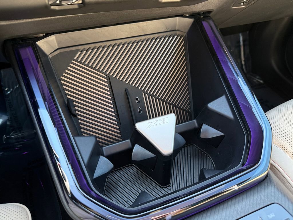 Certified 2025 BMW X3 xDrive30i w/ Convenience Package image 26