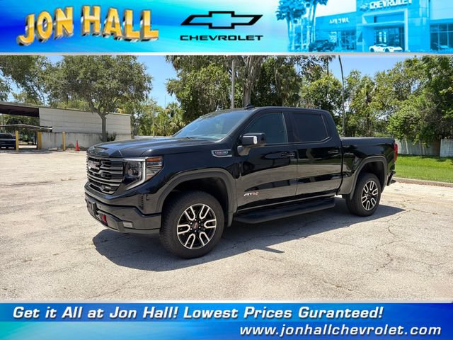 Used 2025 GMC Sierra 1500 AT4 w/ AT4 Premium Package AWD/4WD image 2
