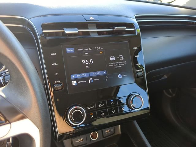 Used 2023 Hyundai Tucson SE image 25