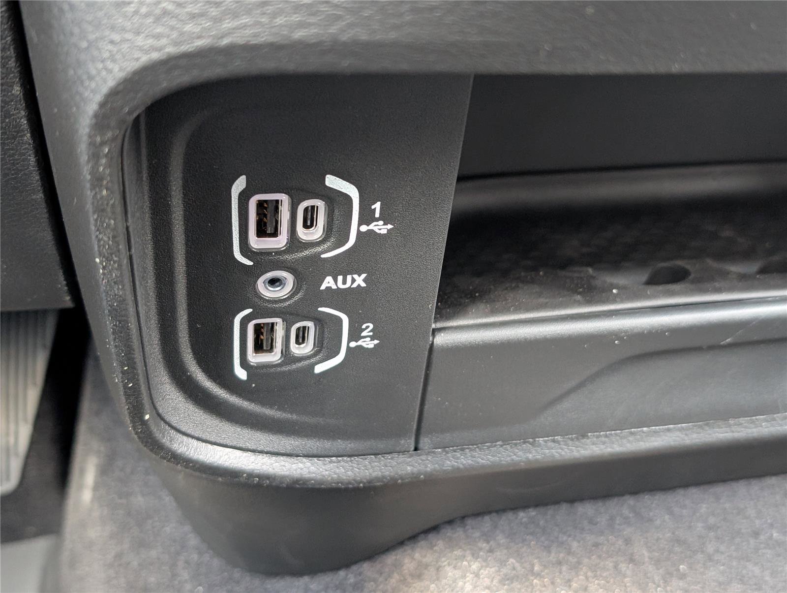 New 2026 RAM 3500 Tradesman image 19