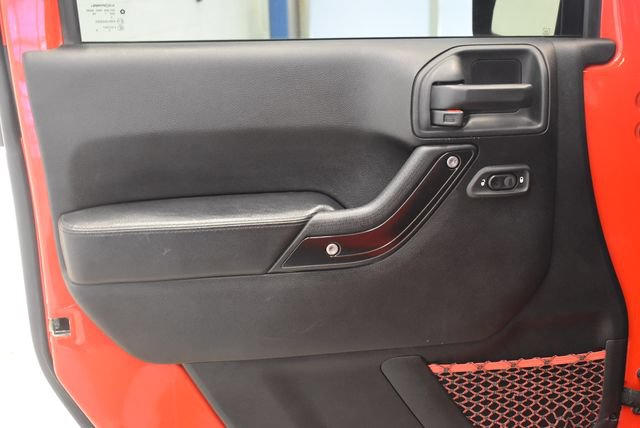 Used 2018 Jeep Wrangler Unlimited Rubicon AWD/4WD image 19