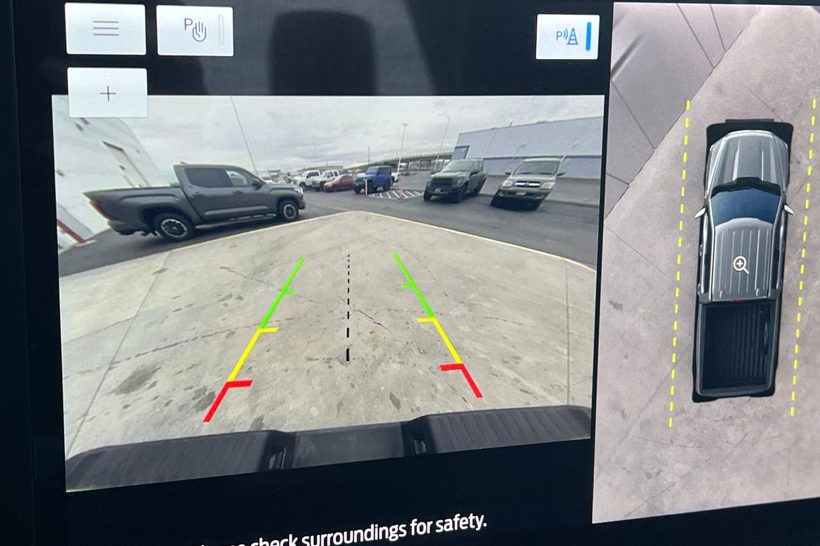 Used 2023 Ford F150 Lariat w/ Trailer Tow Package image 16