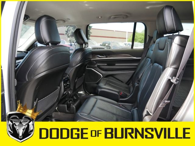 Used 2021 Jeep Grand Cherokee L Limited AWD/4WD image 17