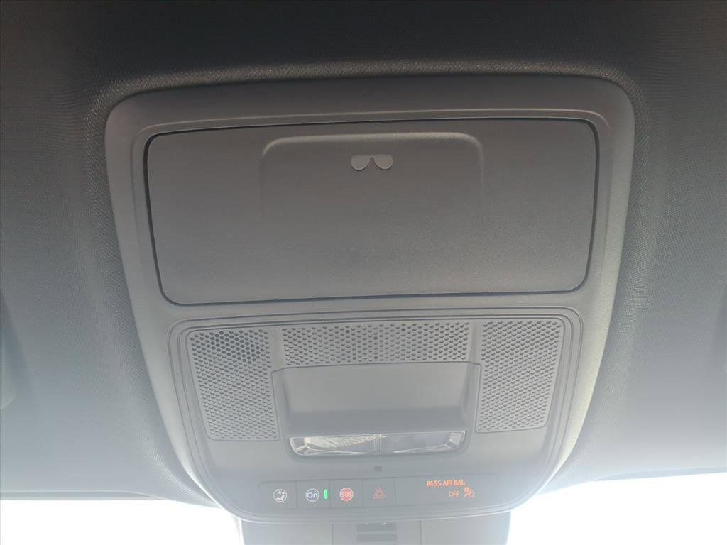 New 2026 GMC Acadia Elevation w/ Elevation Premium Package FWD image 17