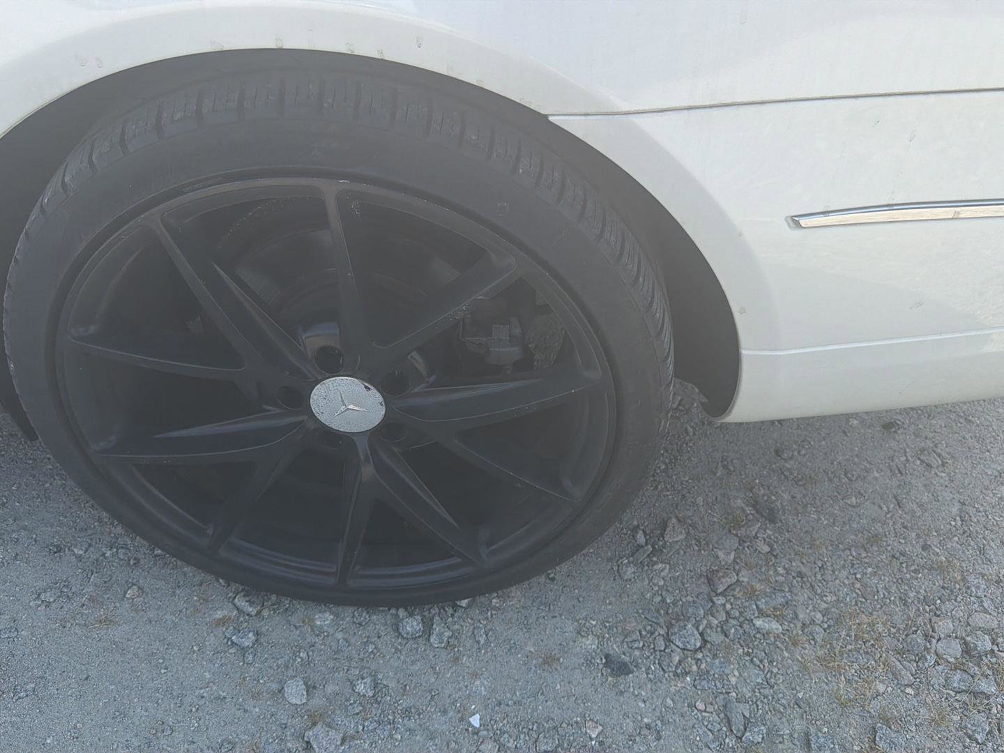 Used 2015 Mercedes-Benz E 400 4MATIC Coupe w/ Premium 1 Package image 3