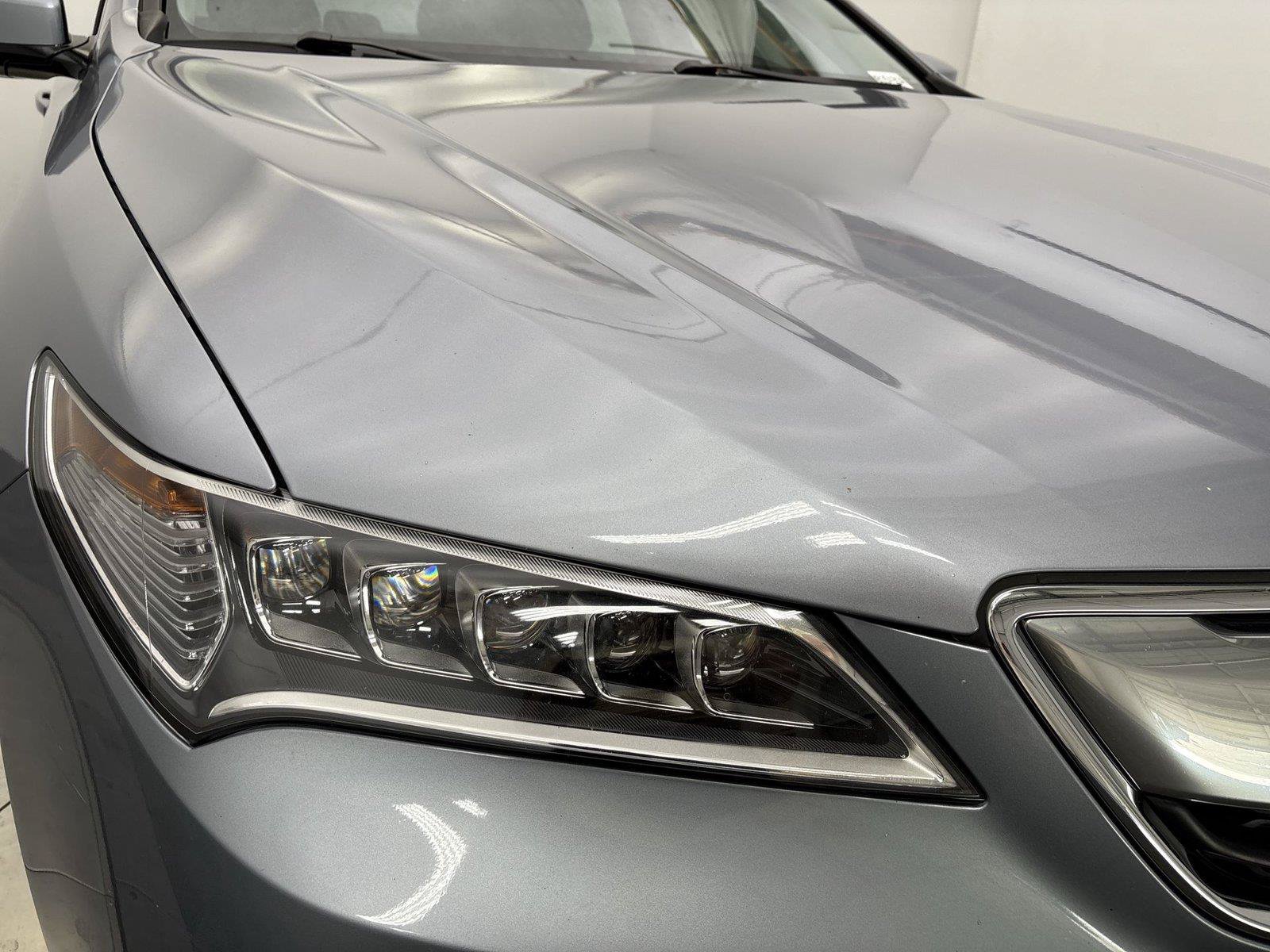 Used 2015 Acura TLX w/ Technology Package FWD image 18