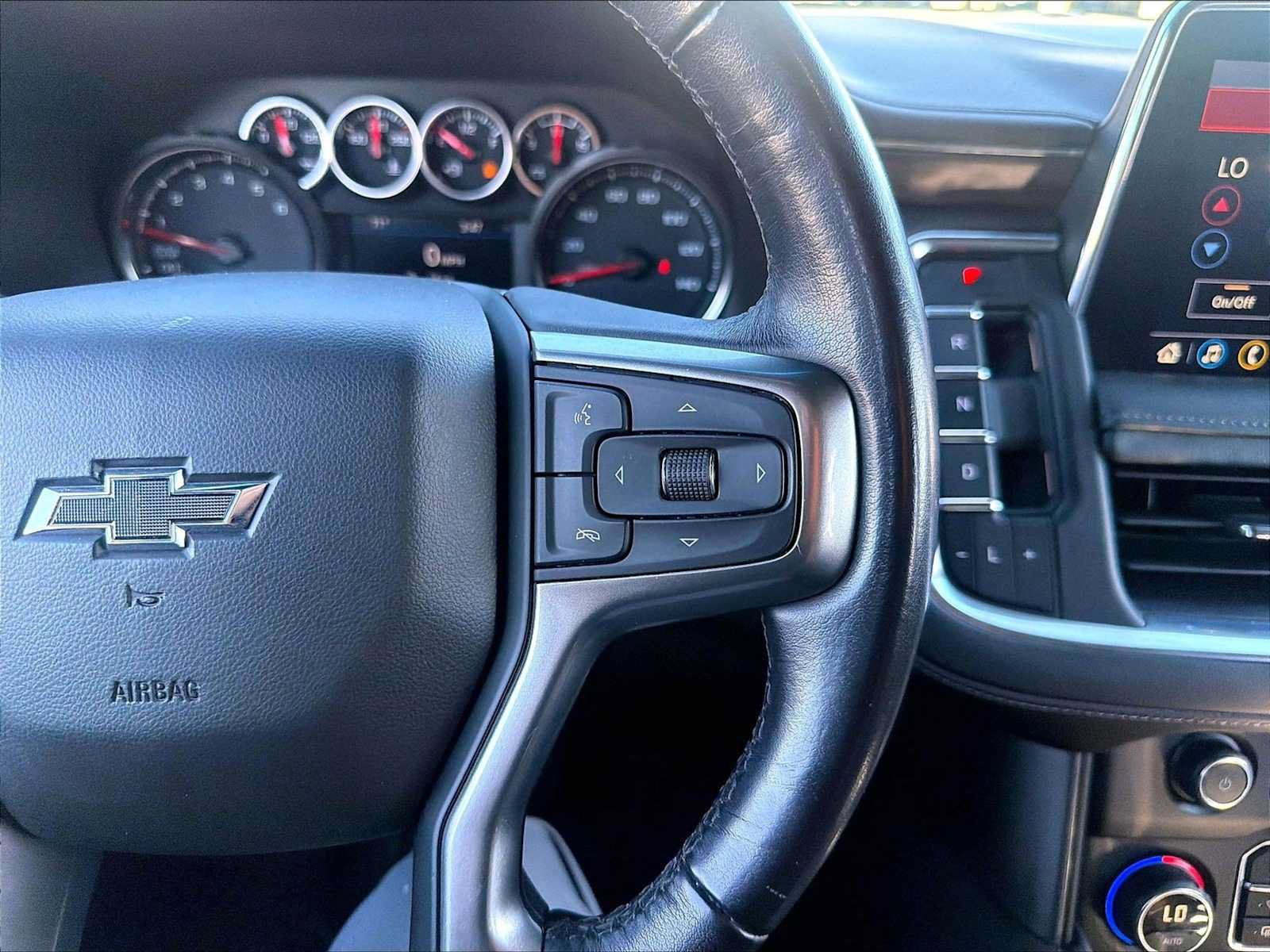 Used 2021 Chevrolet Tahoe Z71 AWD/4WD image 21