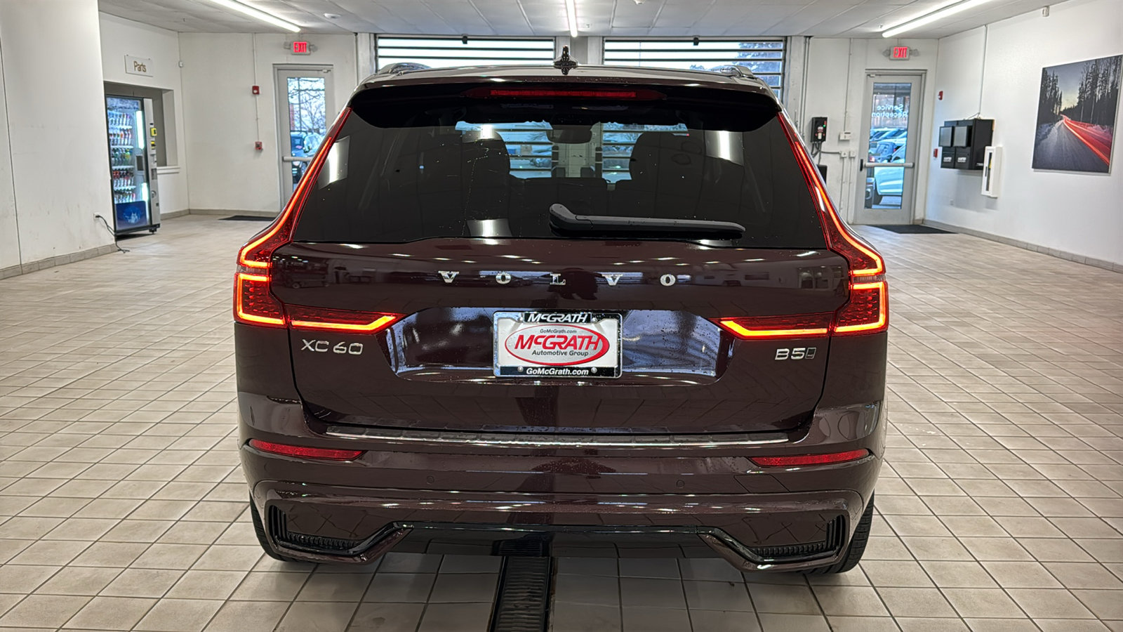 New 2026 Volvo XC60 B5 Ultra w/ Protection Package Premier AWD/4WD image 6