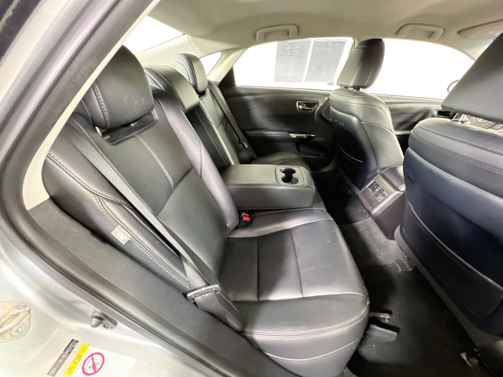 Used 2017 Toyota Avalon XLE image 25