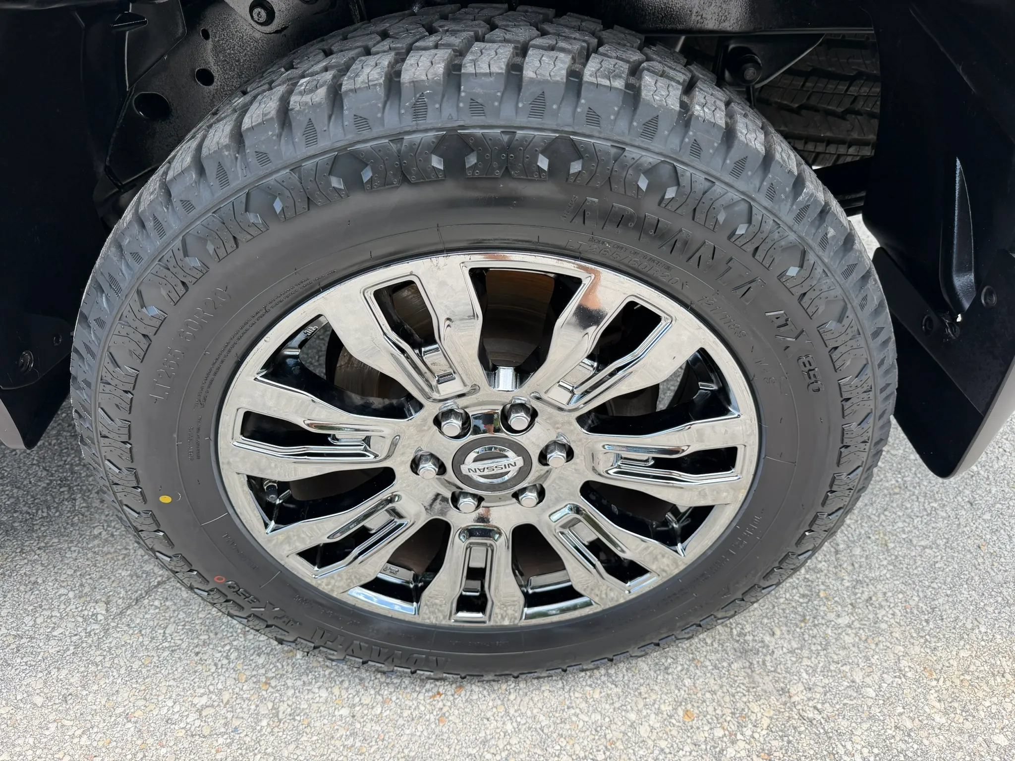 Used 2017 Nissan Titan Platinum Reserve AWD/4WD image 36