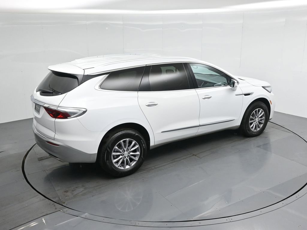 Used 2022 Buick Enclave Essence image 42