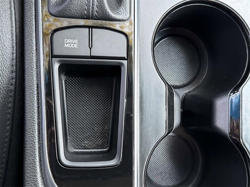 Used 2016 Hyundai Sonata Sport w/ Option Group 02 image 9