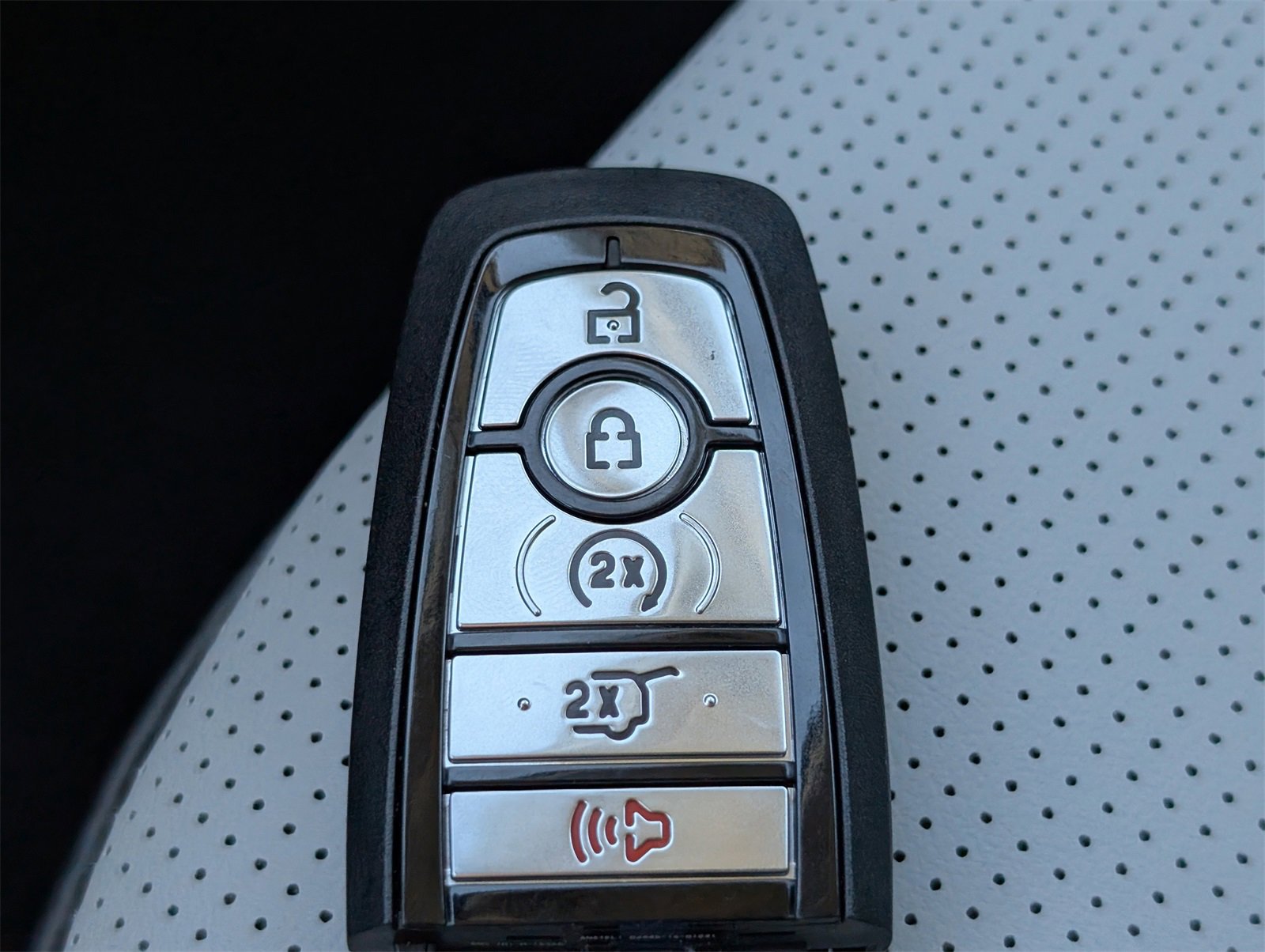 New 2026 Ford Escape Platinum image 29