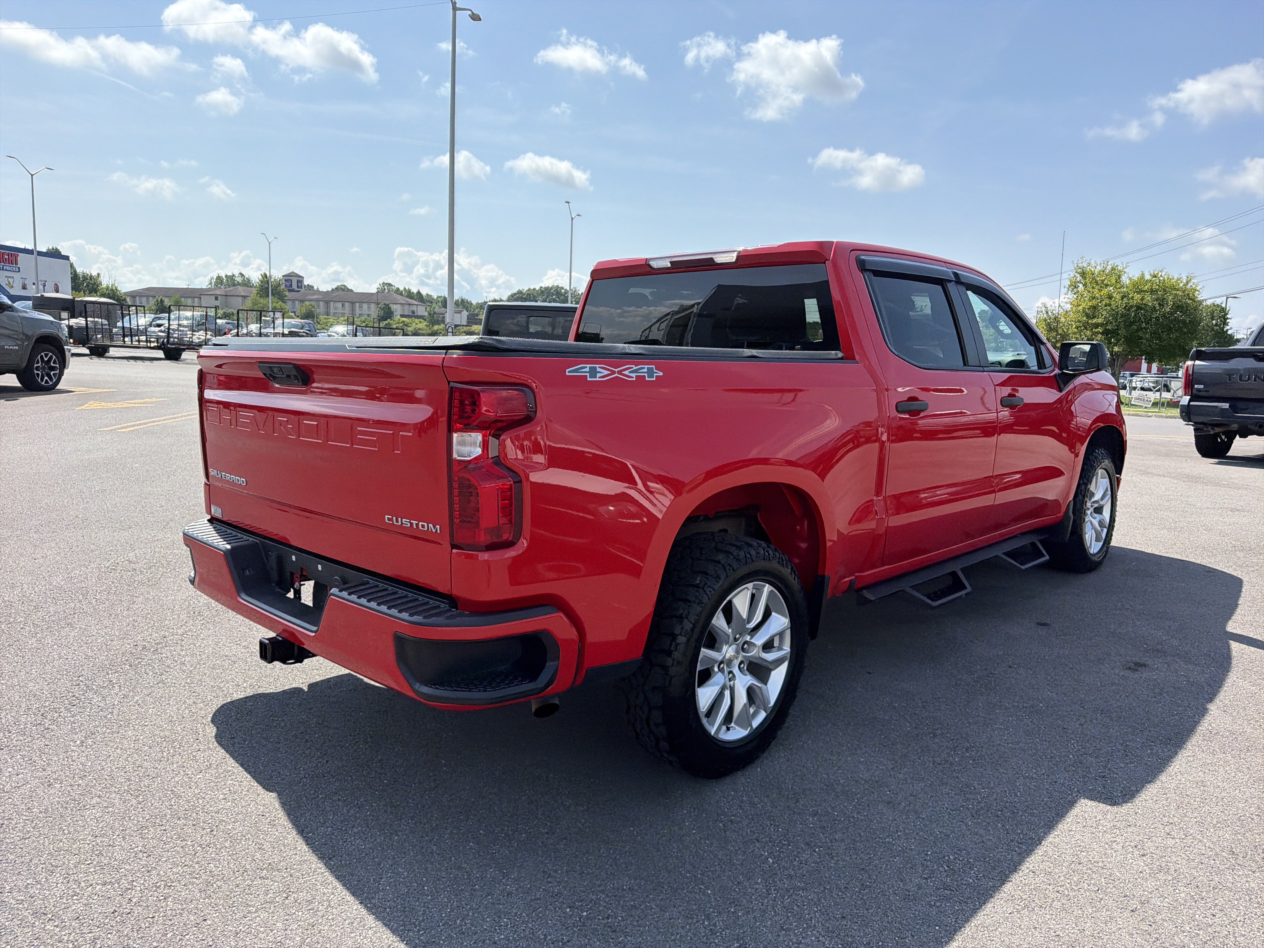 Used 2023 Chevrolet Silverado 1500 Custom AWD/4WD image 6