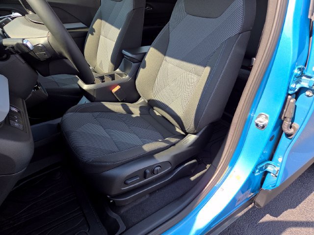 New 2027 Chevrolet Bolt LT w/ Comfort Package FWD image 20