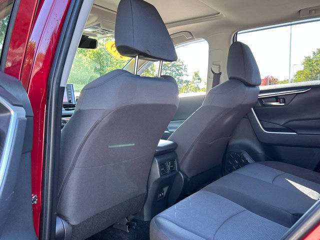 Used 2019 Toyota RAV4 XLE w/ All Weather Liner Package AWD/4WD image 25