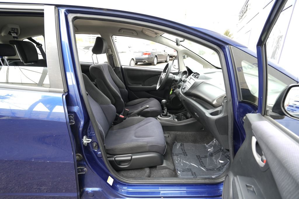 Used 2012 Honda Fit Sport image 28