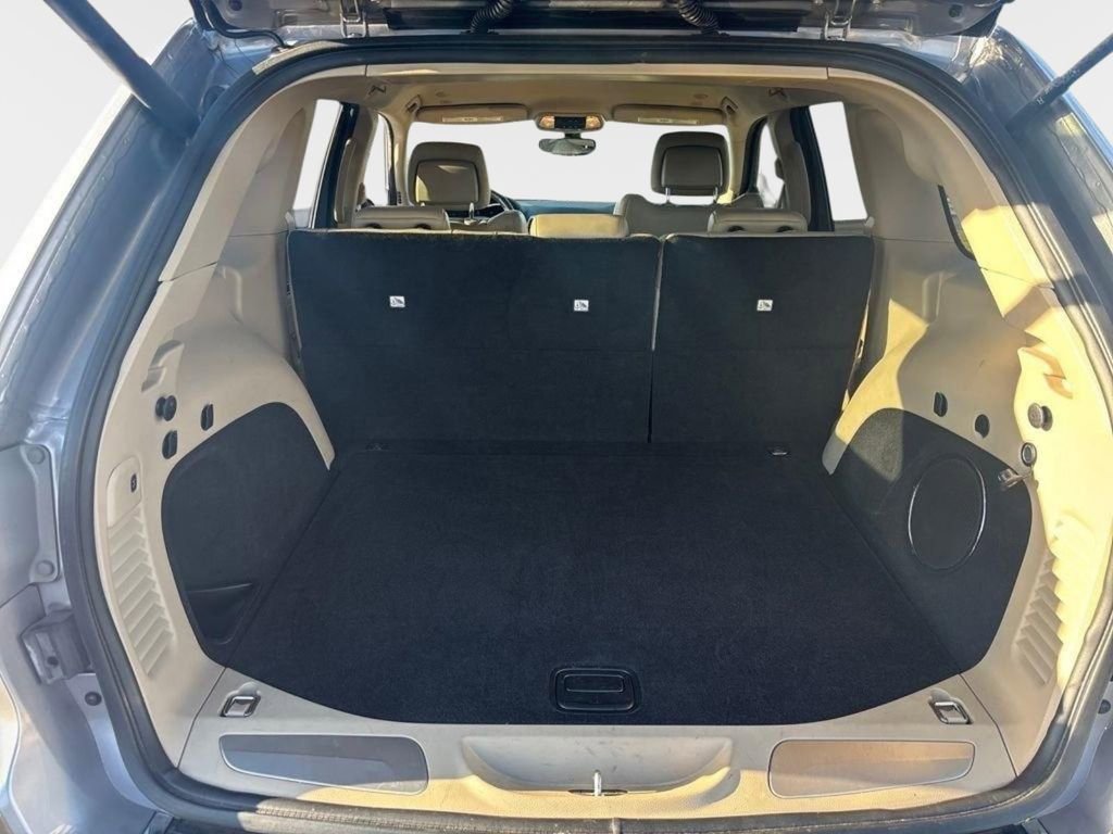 Used 2018 Jeep Grand Cherokee Limited image 23