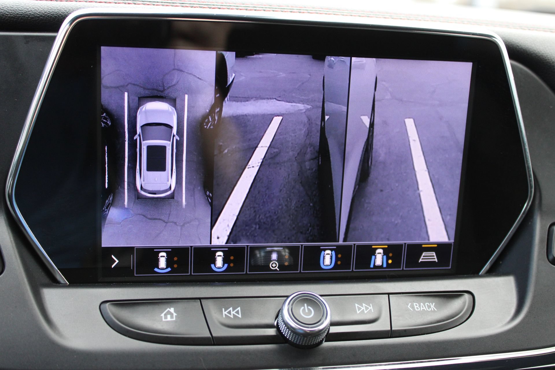 Used 2020 Chevrolet Blazer RS FWD image 46