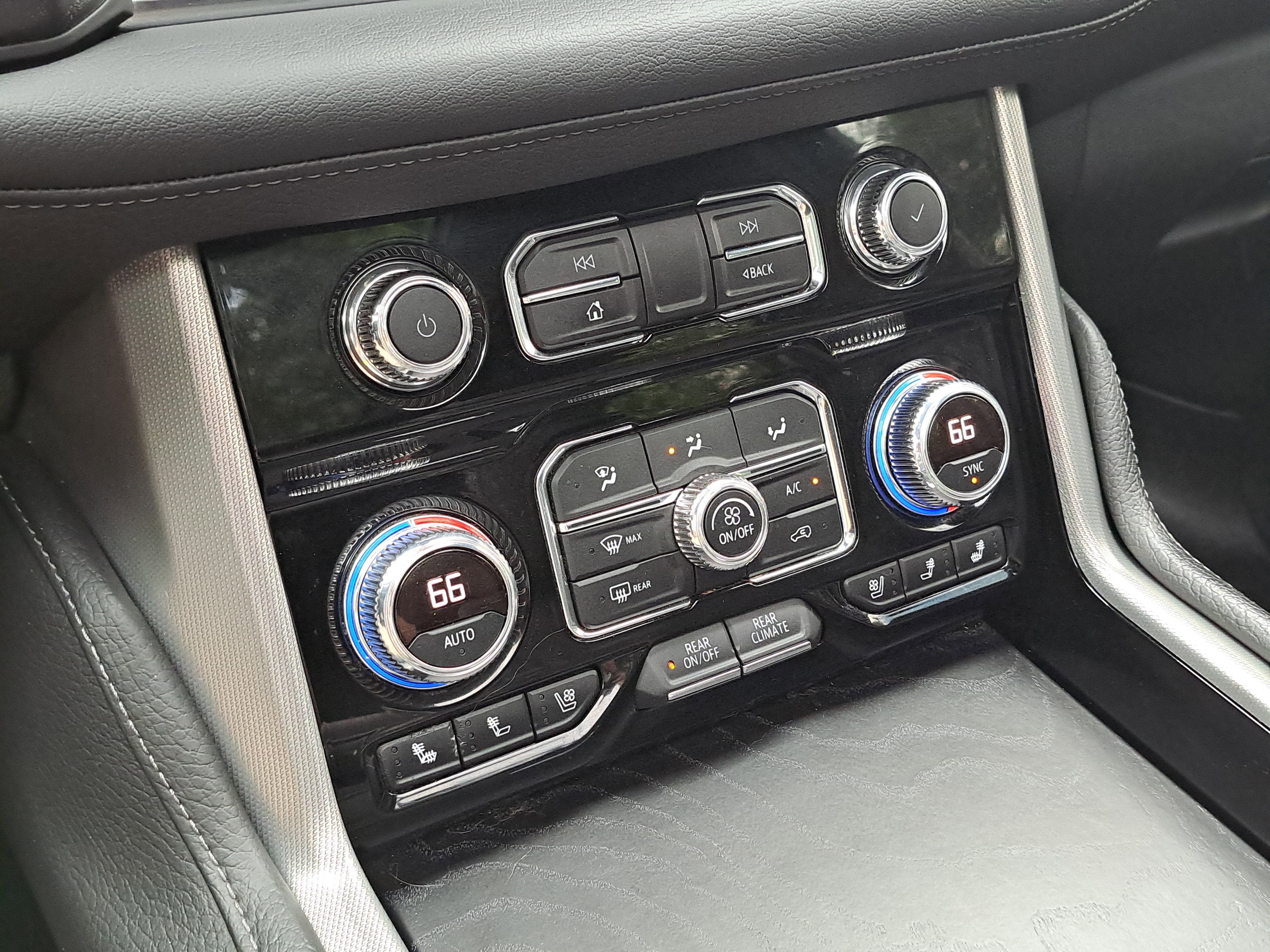 Used 2021 GMC Yukon Denali image 21