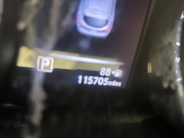 Used 2018 Nissan Rogue Sport SV image 17