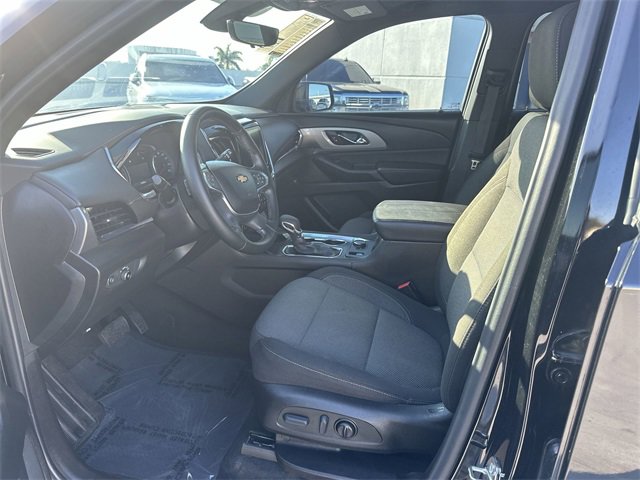 Used 2023 Chevrolet Traverse LT image 24
