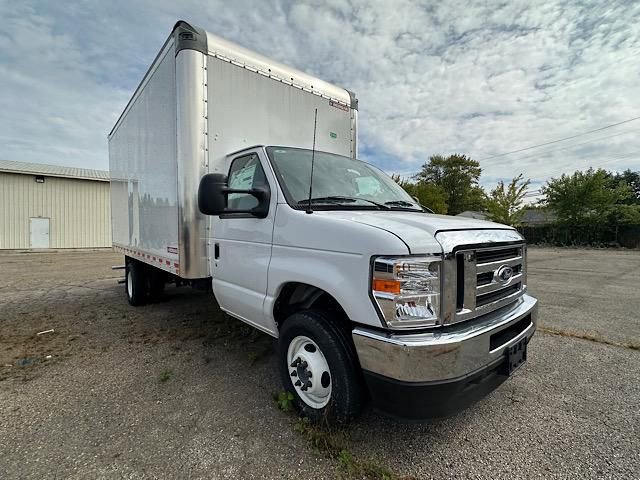New 2024 Ford E-450 and Econoline 450 Super Duty w/ Power Windows & Locks Group image 20