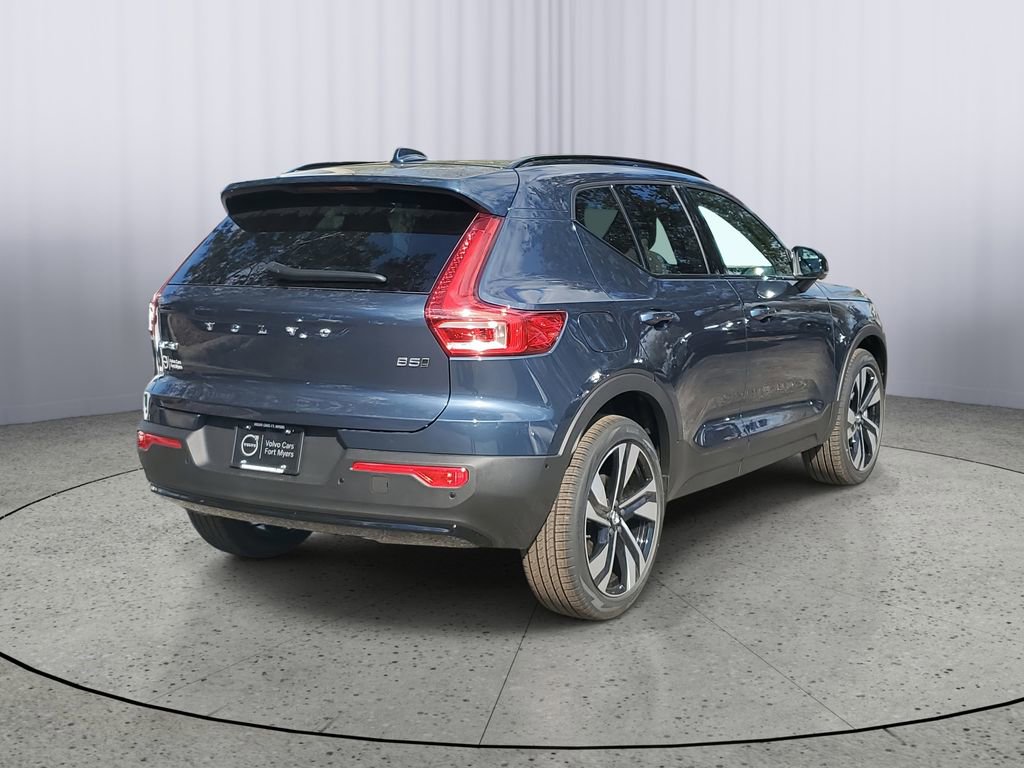 New 2026 Volvo XC40 B5 Ultra w/ Protection Package Premier AWD/4WD image 2