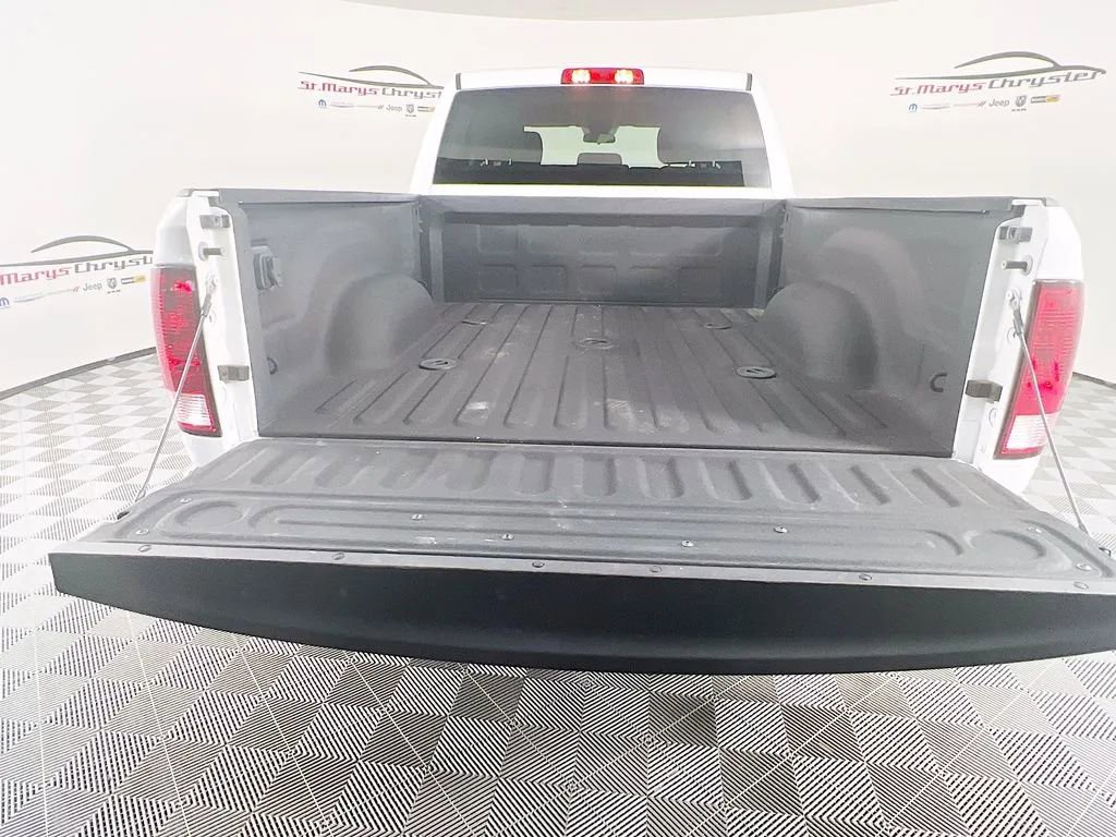 Used 2018 RAM 2500 Tradesman w/ Chrome Appearance Group AWD/4WD image 24