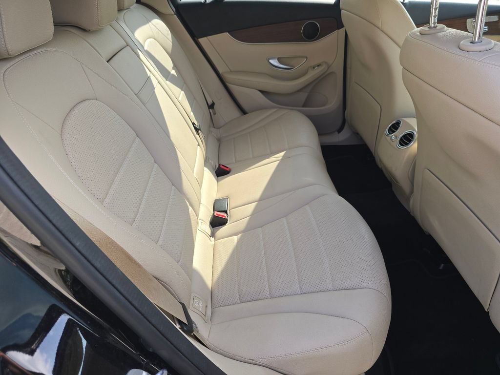 Certified 2022 Mercedes-Benz GLC 300 4MATIC image 21