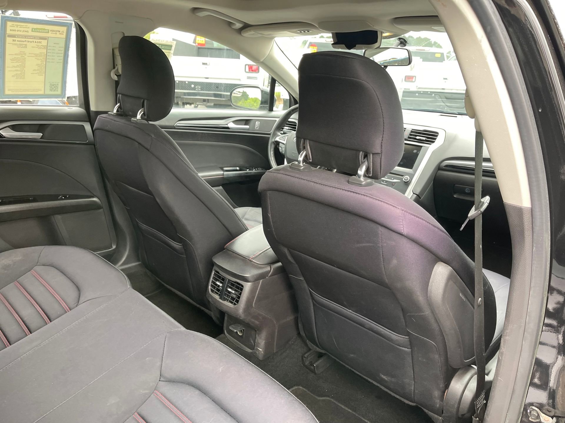 Used 2014 Ford Fusion SE image 28