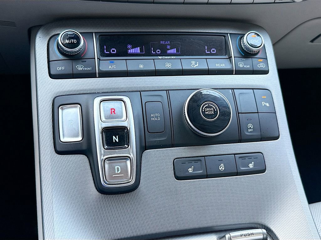 Used 2022 Hyundai Palisade SEL w/ Premium Package image 17