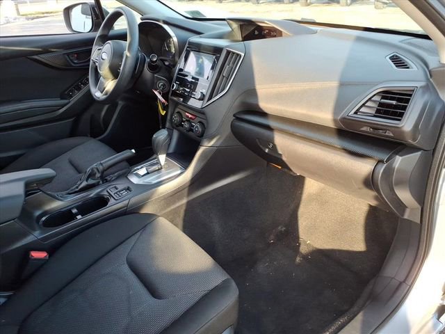 Used 2017 Subaru Impreza 2.0i Premium image 24