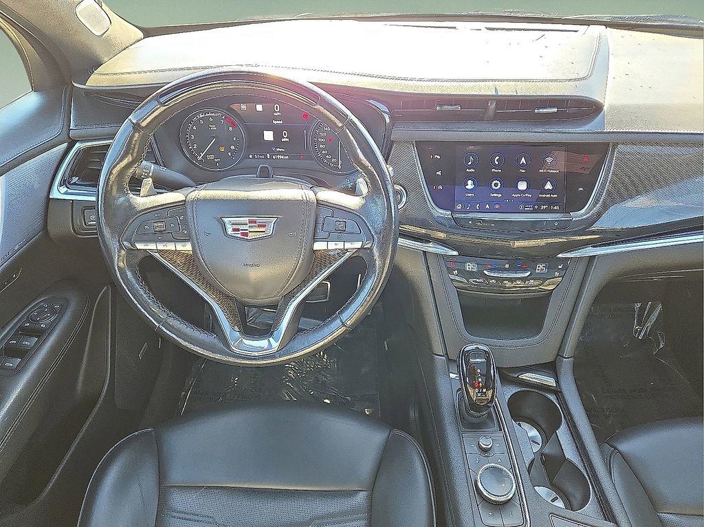 Used 2024 Cadillac XT6 Sport w/ Platinum Package image 18