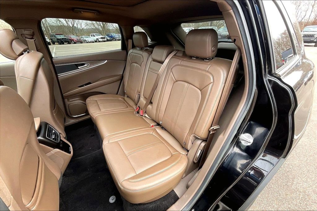 Used 2016 Lincoln MKX Reserve w/ Climate Package image 25