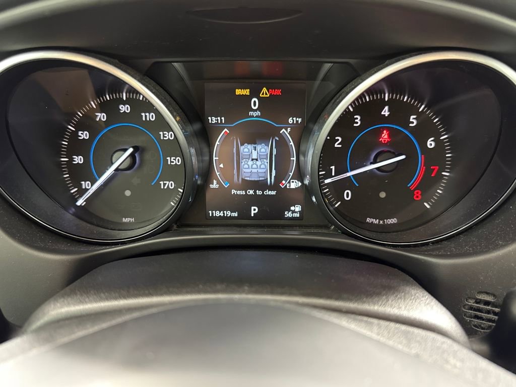 Used 2017 Jaguar XE Premium image 13