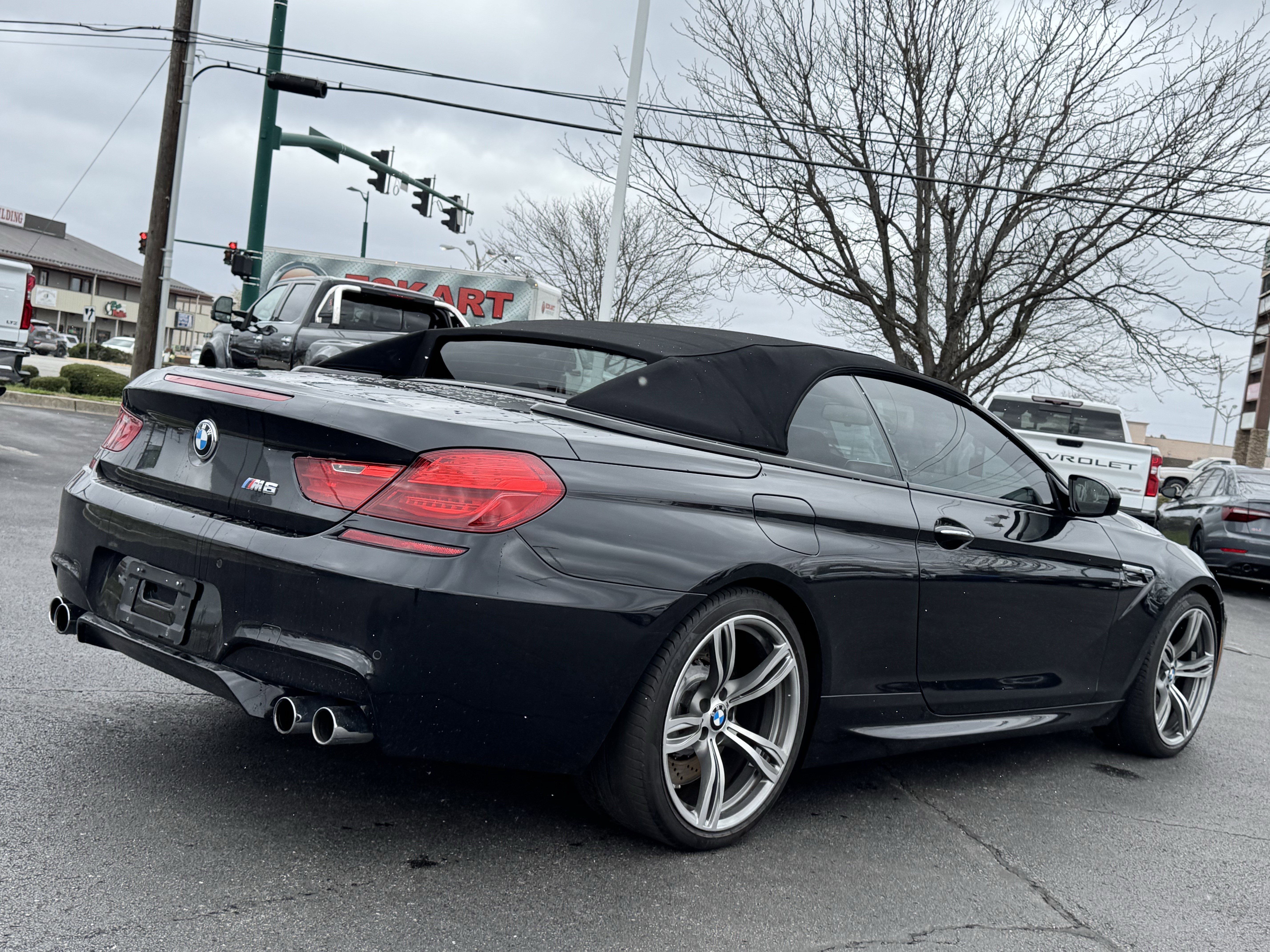 Used 2016 BMW M6 Convertible w/ Executive Package image 15